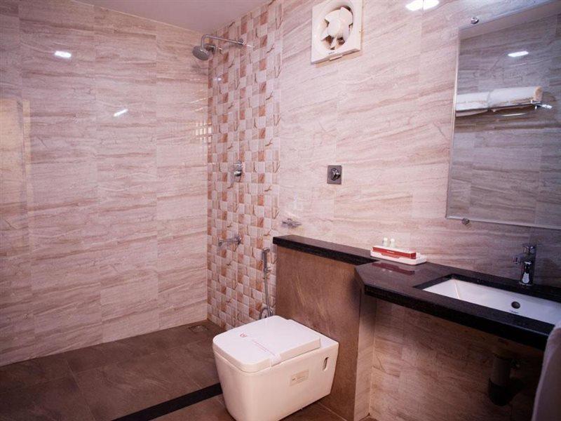 Hotel Mahalakshmi Residency コルル エクステリア 写真
