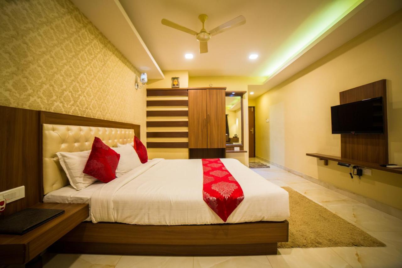 Hotel Mahalakshmi Residency コルル エクステリア 写真