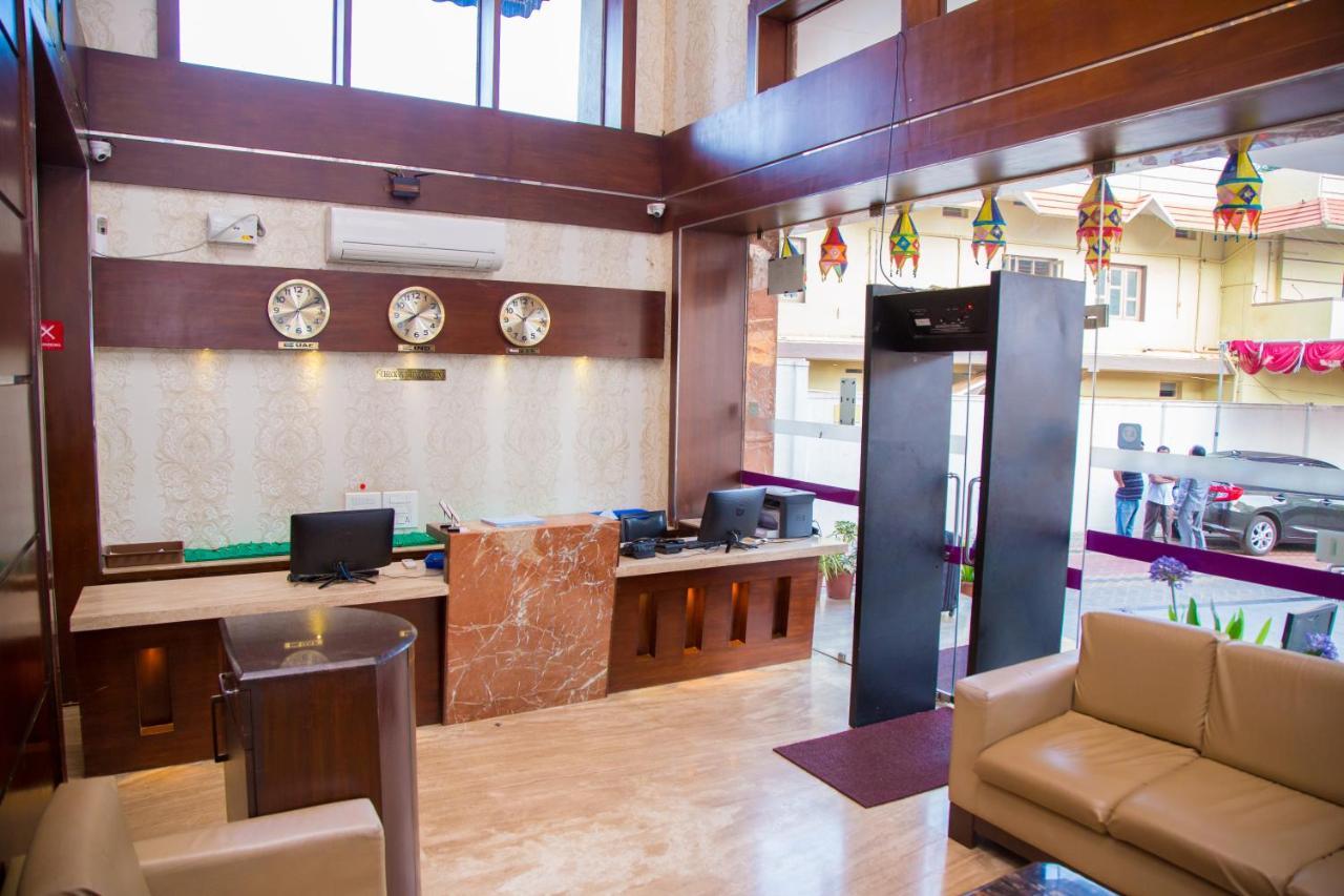 Hotel Mahalakshmi Residency コルル エクステリア 写真